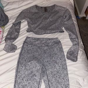 Gym shark outfit set// top is M & leggings are a S